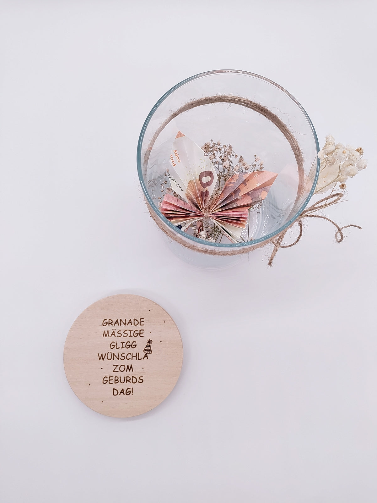 Vorratsglas mit Gravur ‚Granade mässige gligg wünschla zom geburds dag!‘ – lustiges Geburtstagsgeschenk auf Schwäbisch, nachhaltiges Glas mit Holzdeckel, Geschenkidee für Schwaben