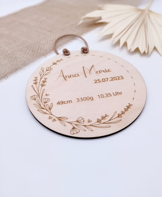 Geburtsschild mit Geburtsdaten