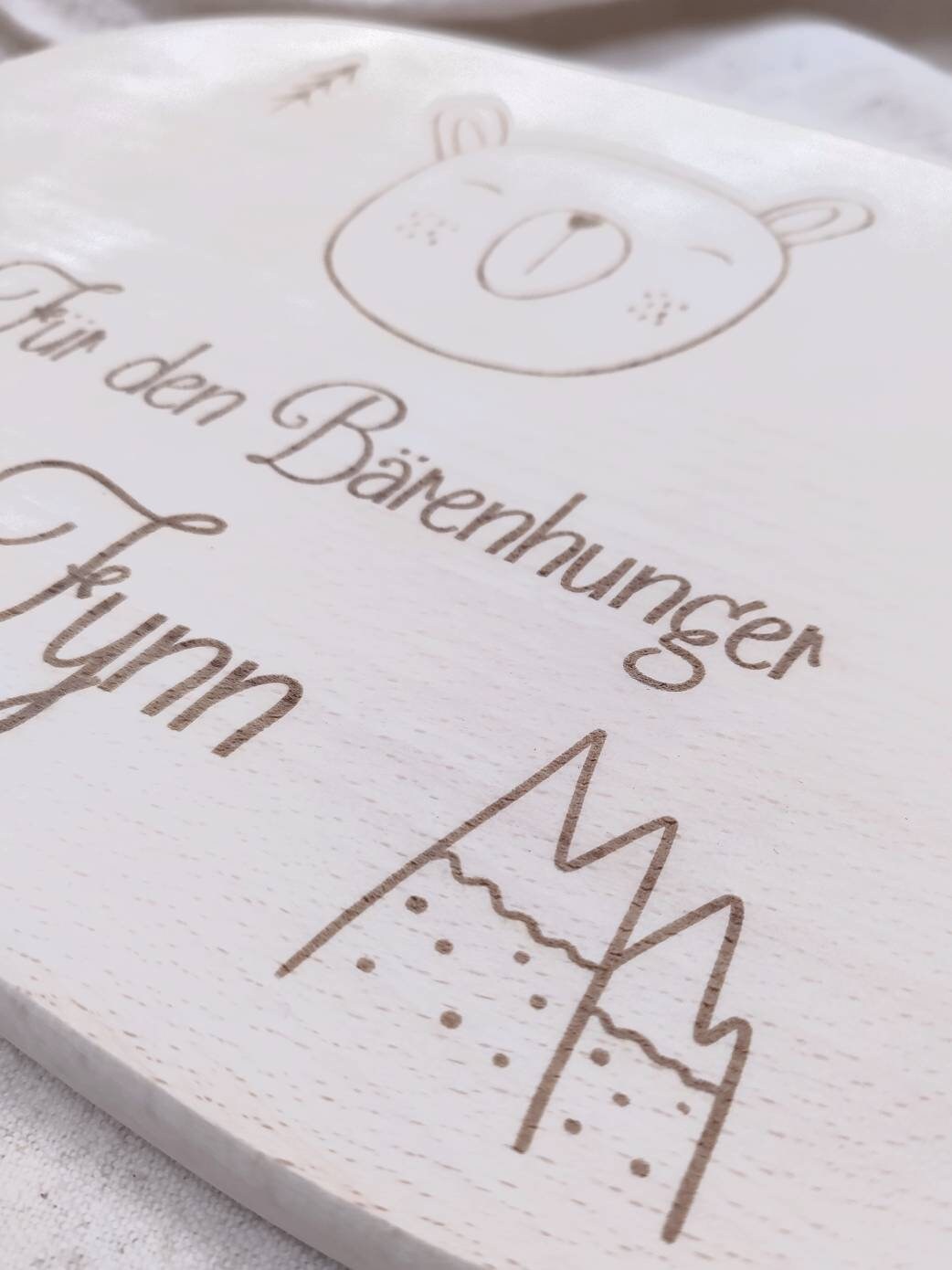 Vesperbrett Bärenhunger personalisiert