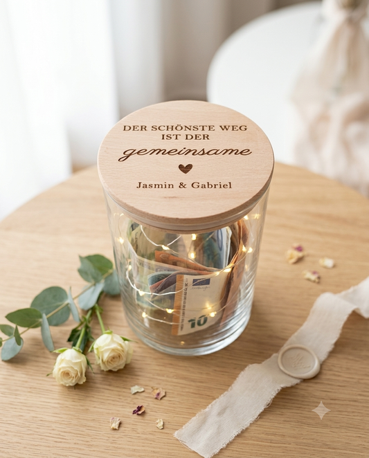 Geldgeschenk zur Hochzeit personalisiert – Vorratsglas mit Namen für das Brautpaar