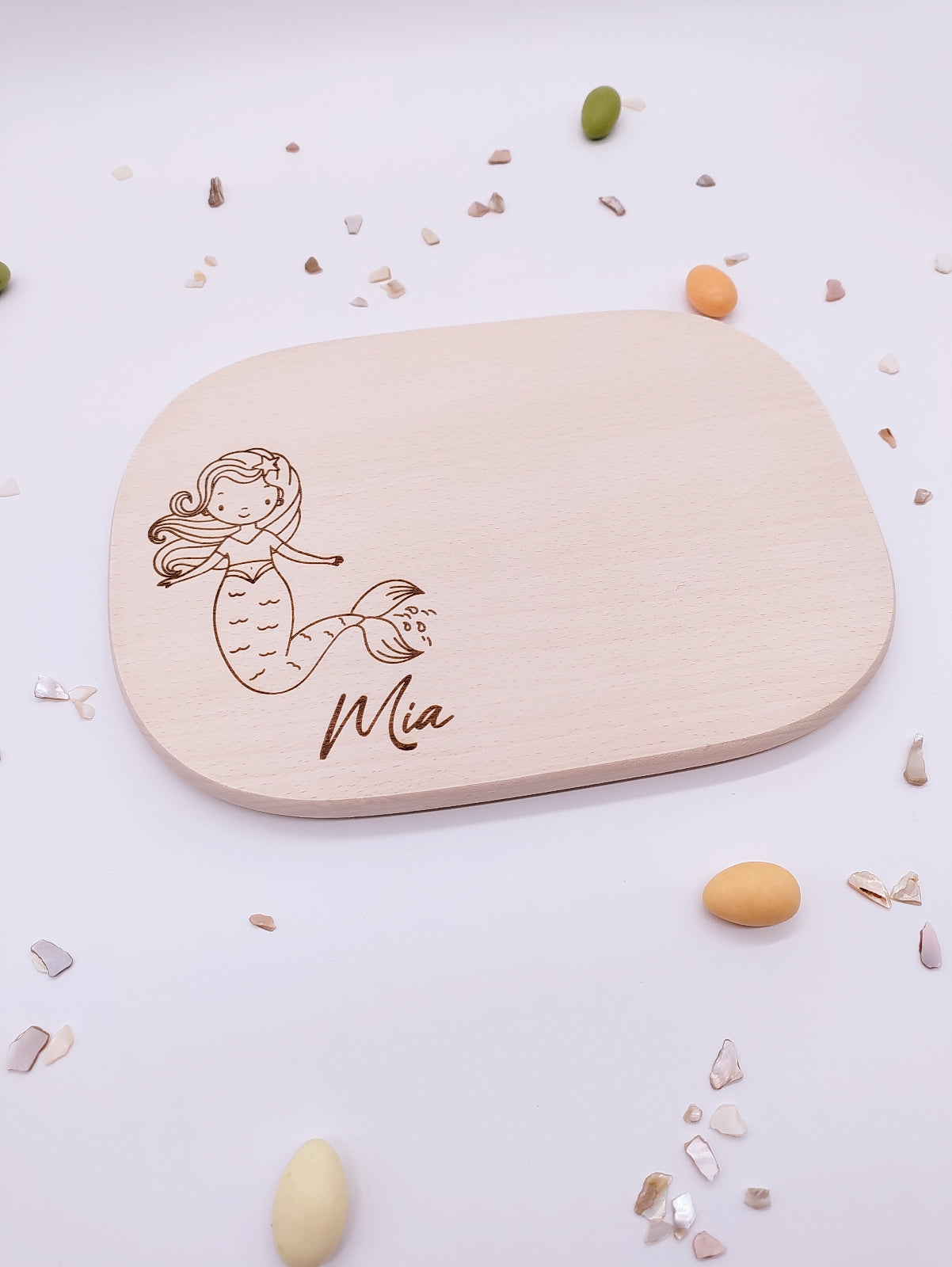 Personalisiertes Vesperbrett aus Ahornholz mit Gravur Meerjungfrau und Name – Frühstücksbrett Kinder Geschenk